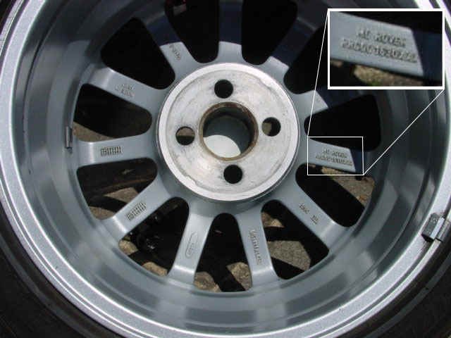 genuine_T160_wheel.JPG (68835 bytes)